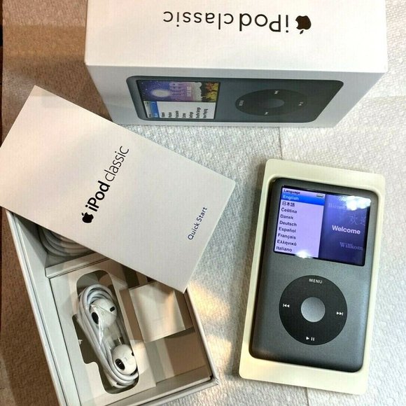 Apple iPod classic 7th Generation Gray Black (256GB) SSD Bundle New Accessories - Picture 1 of 7
